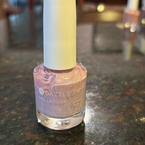 Dazzle Dry nail polish - Lovely Lilac